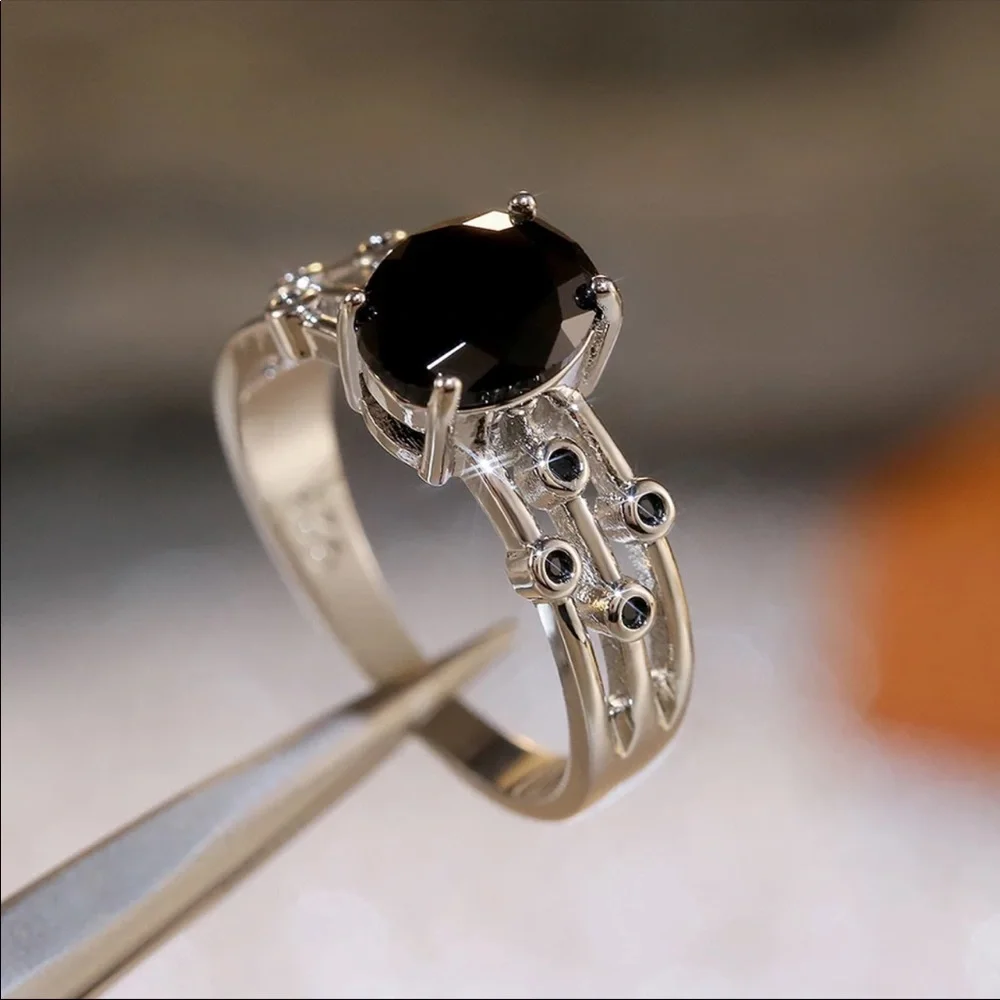 New Women’s 925 Silver Three Rows Sapphire Ring - Picture 2 of 6